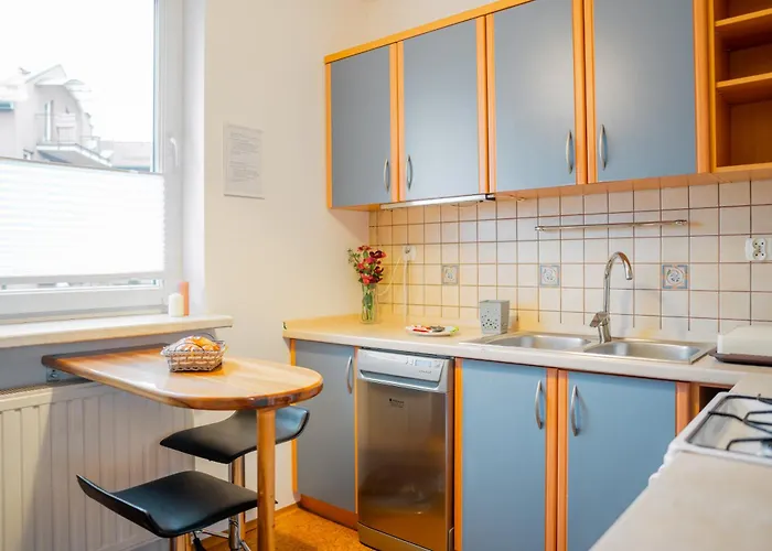 Huculska - Balcony, Workspace - By Rentujemy Cracóvia